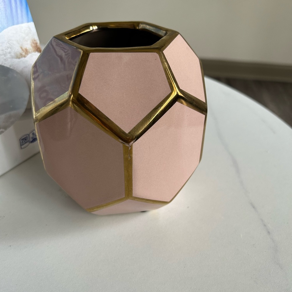Small planter
